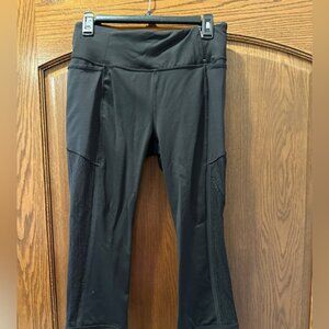 Calia black crop legging with lace design